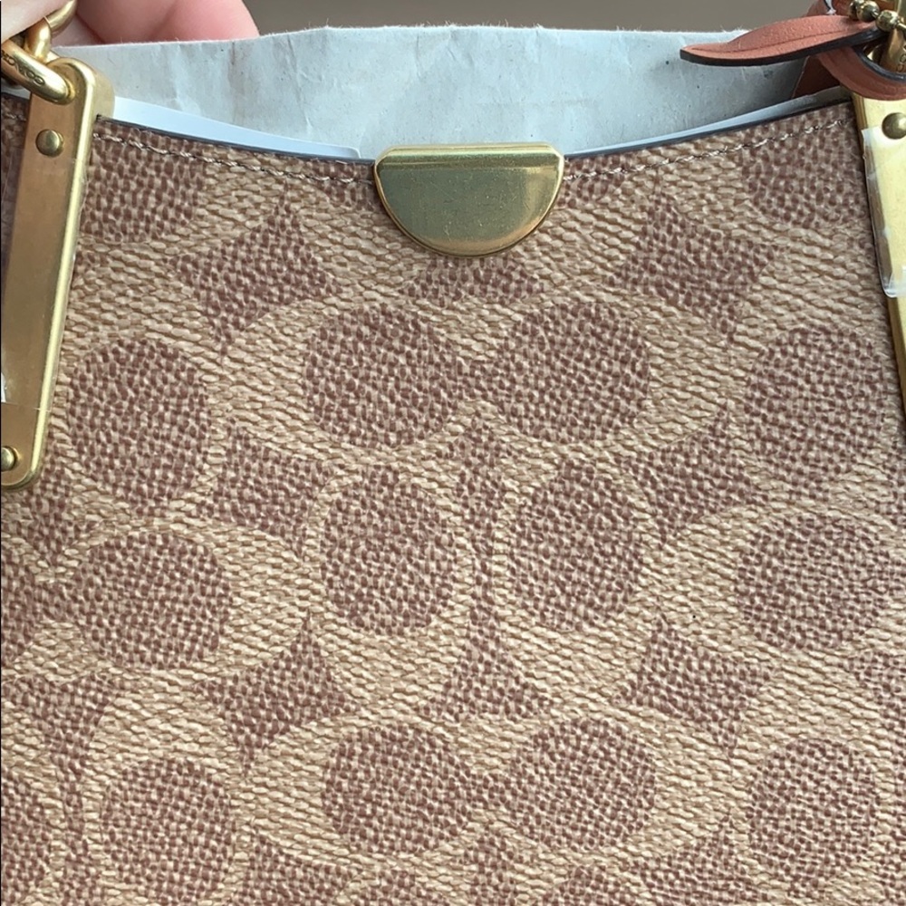 Coach crossbody purse - Picture 4 of 5